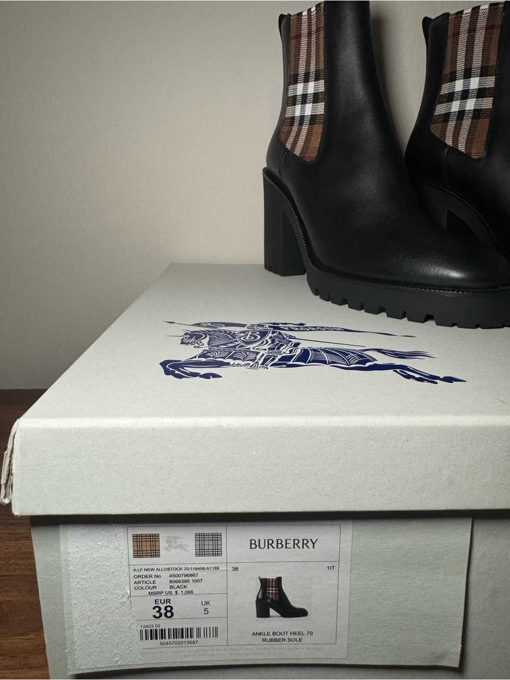 Burberry Black Leather Chelsea Ankle Boots with Signature Check - Picture 5 of 5